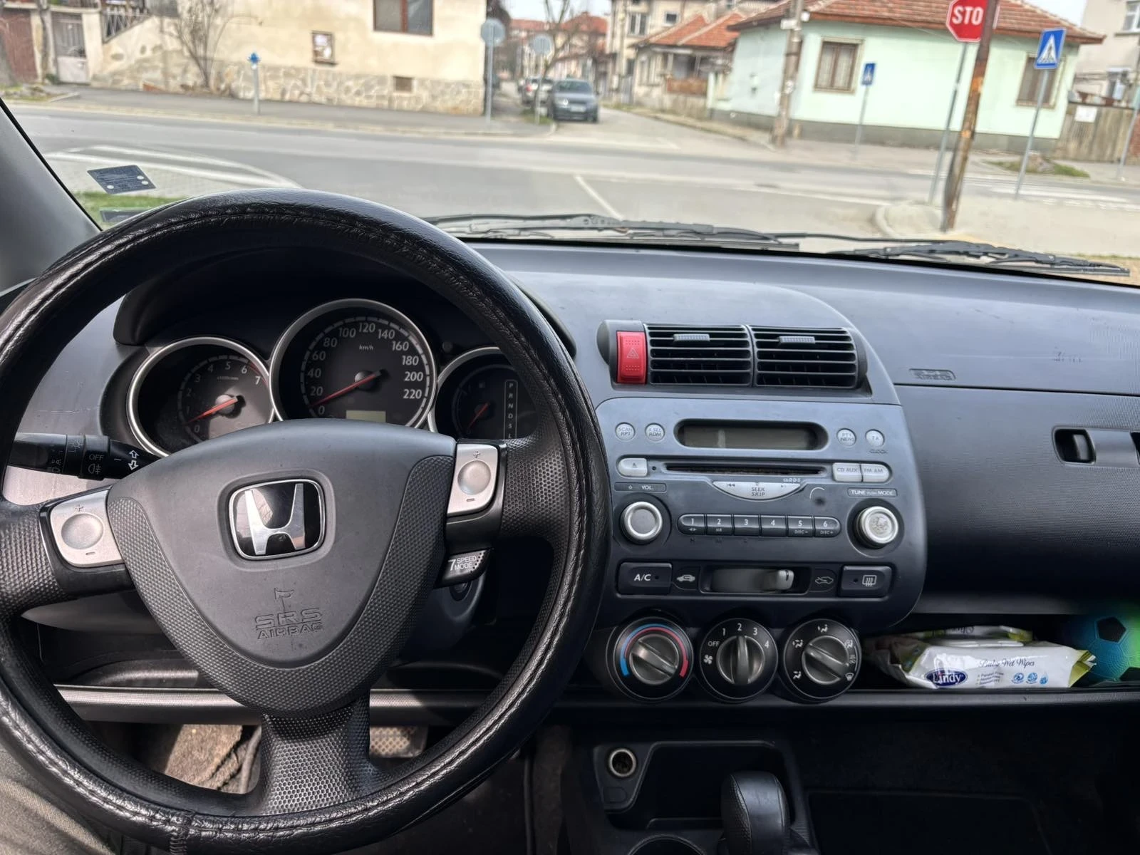 Honda Jazz, снимка 6 - Автомобили и джипове - 53722150