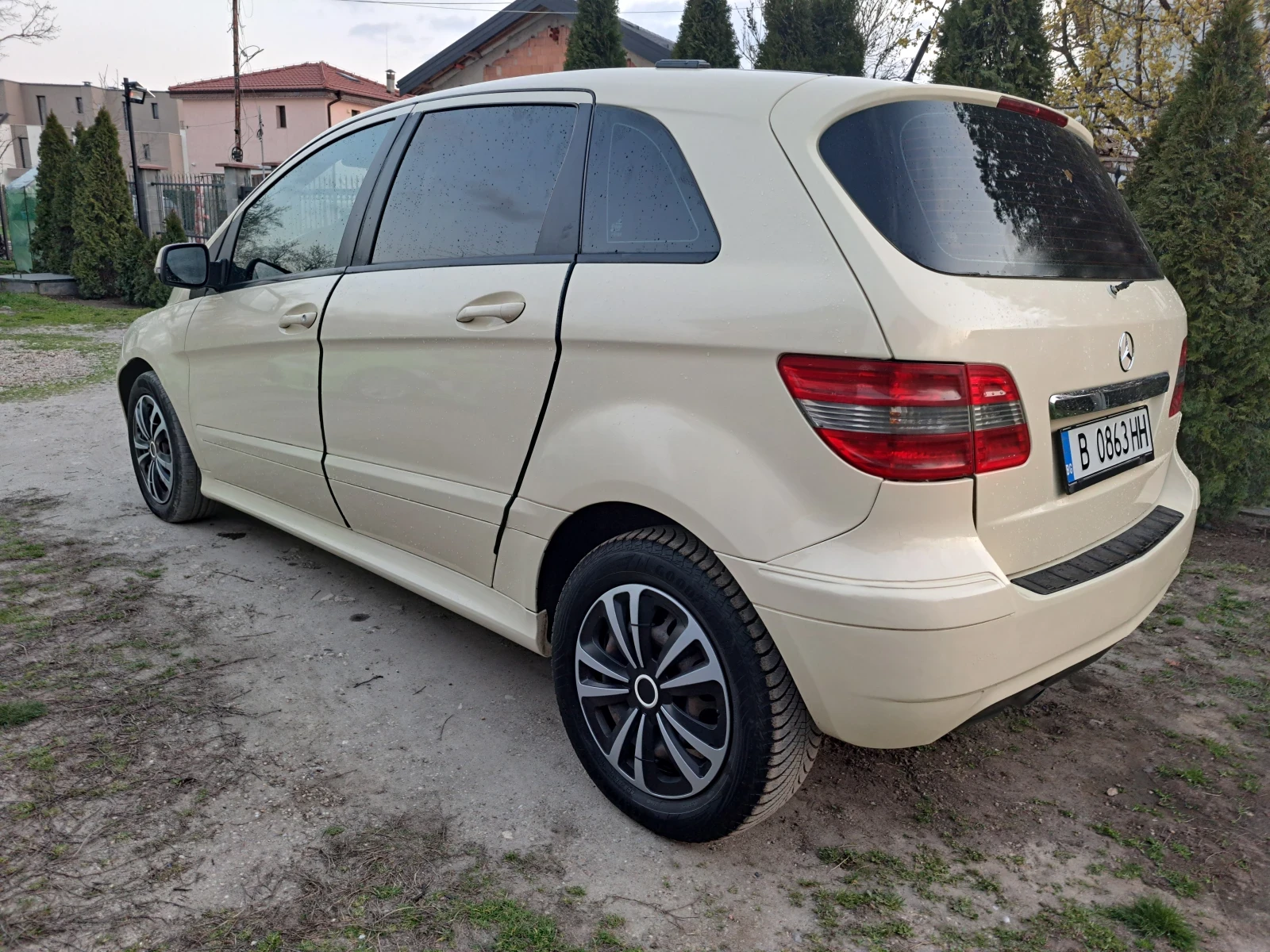Mercedes-Benz B 180, снимка 5 - Автомобили и джипове - 53884912