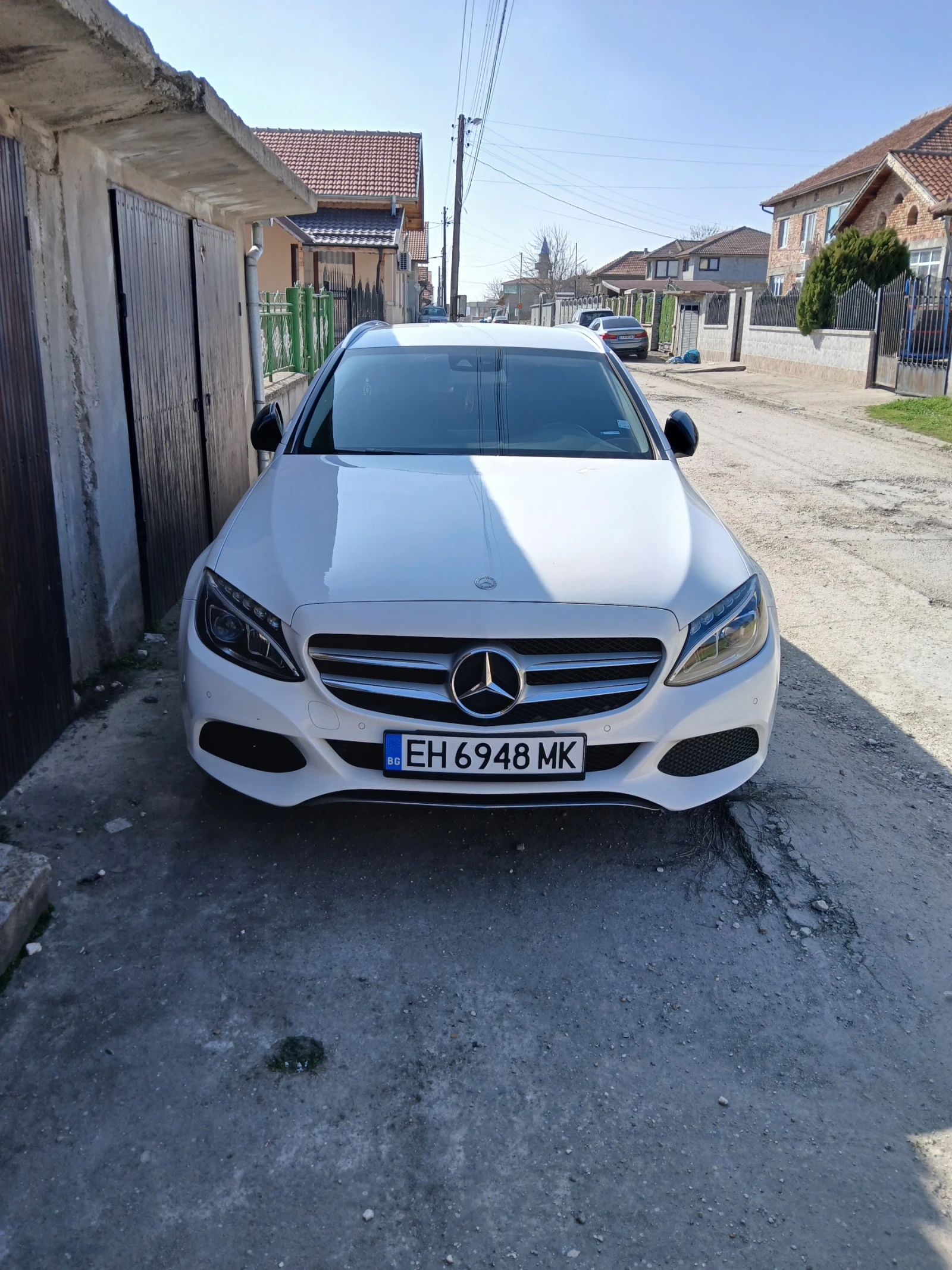 Mercedes-Benz C 220, снимка 2 - Автомобили и джипове - 53908388