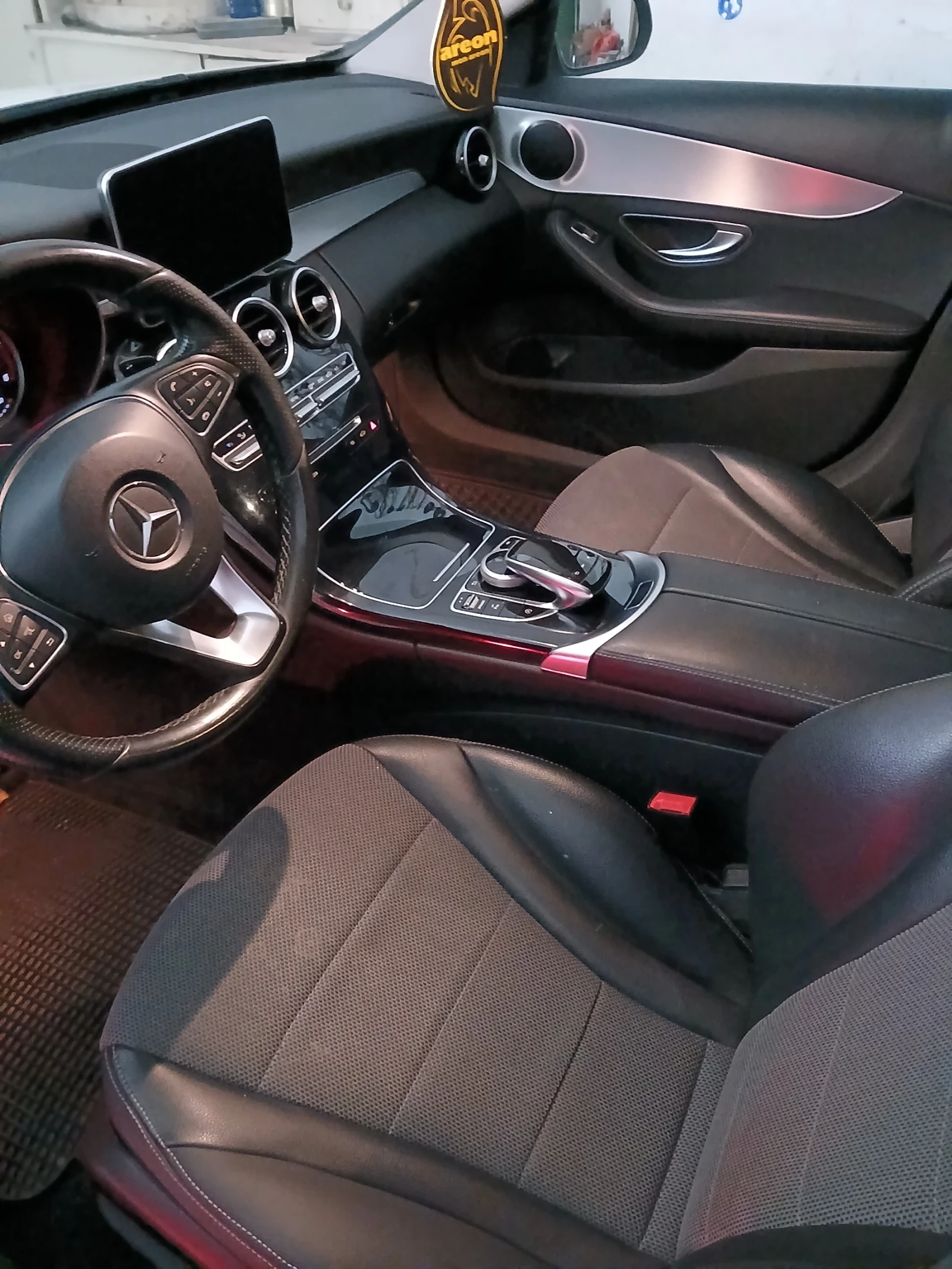 Mercedes-Benz C 220, снимка 5 - Автомобили и джипове - 53908388