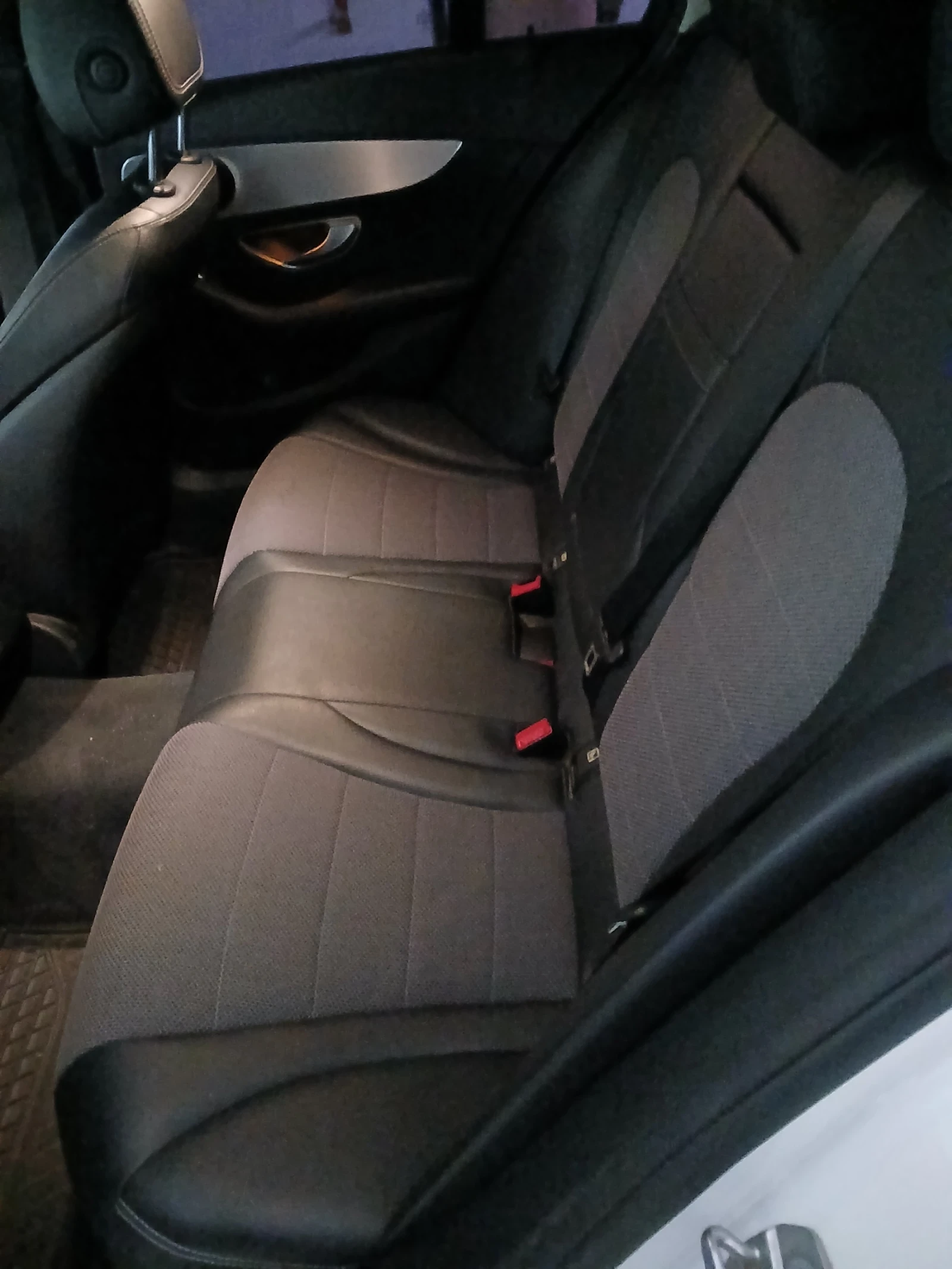 Mercedes-Benz C 220, снимка 6 - Автомобили и джипове - 53908388