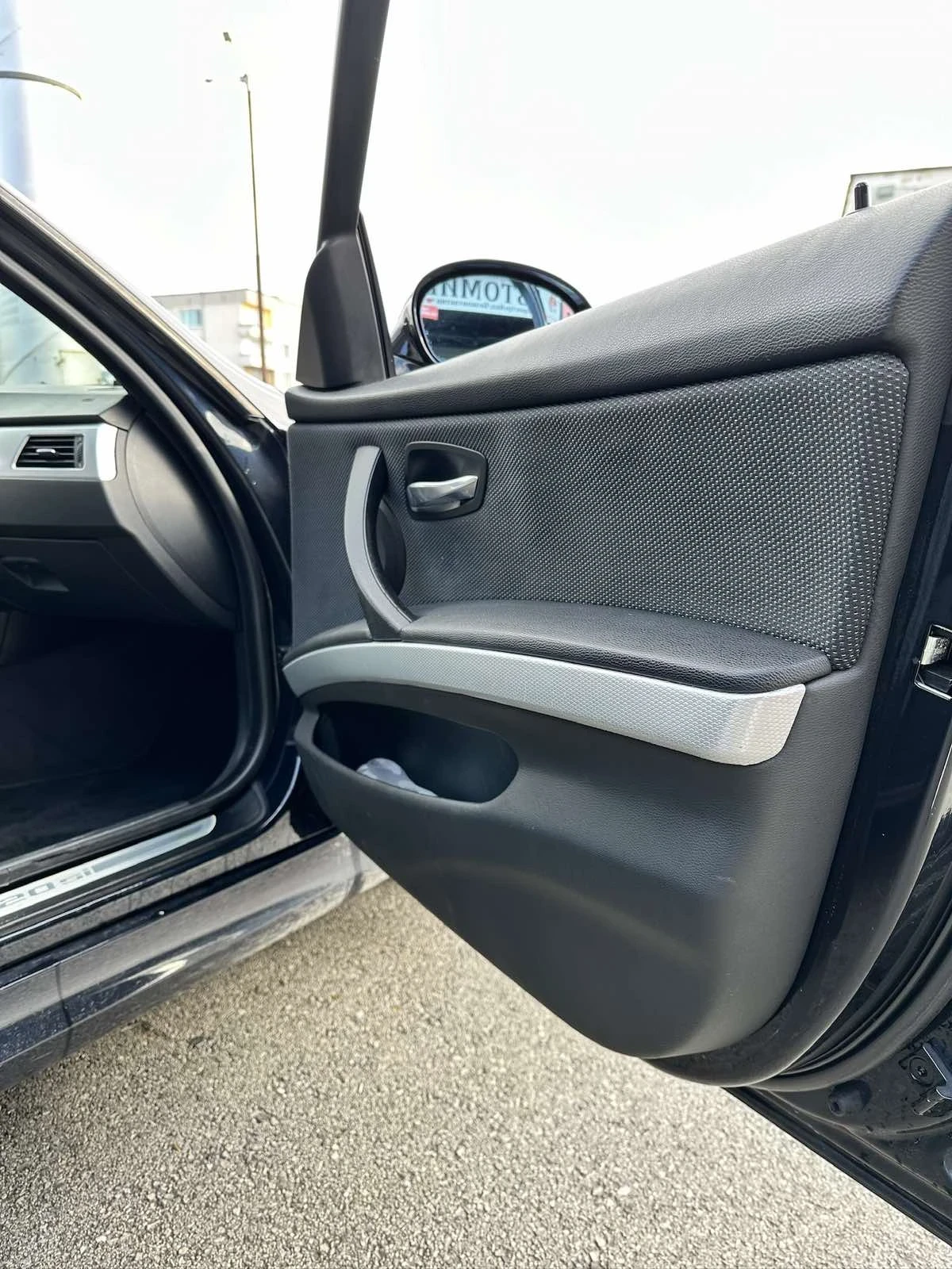 BMW 320, снимка 13 - Автомобили и джипове - 53977797