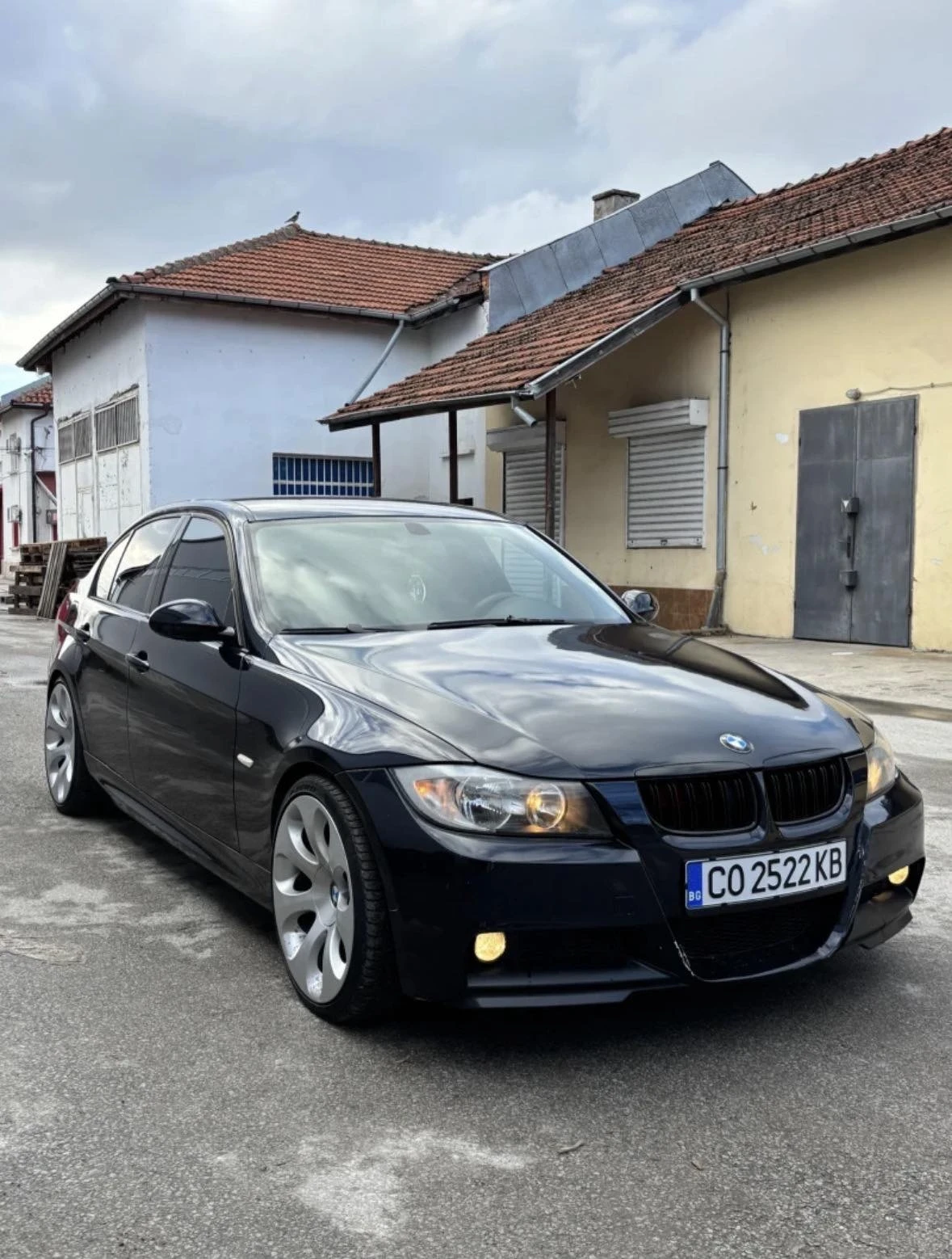 BMW 320, снимка 3 - Автомобили и джипове - 53977797