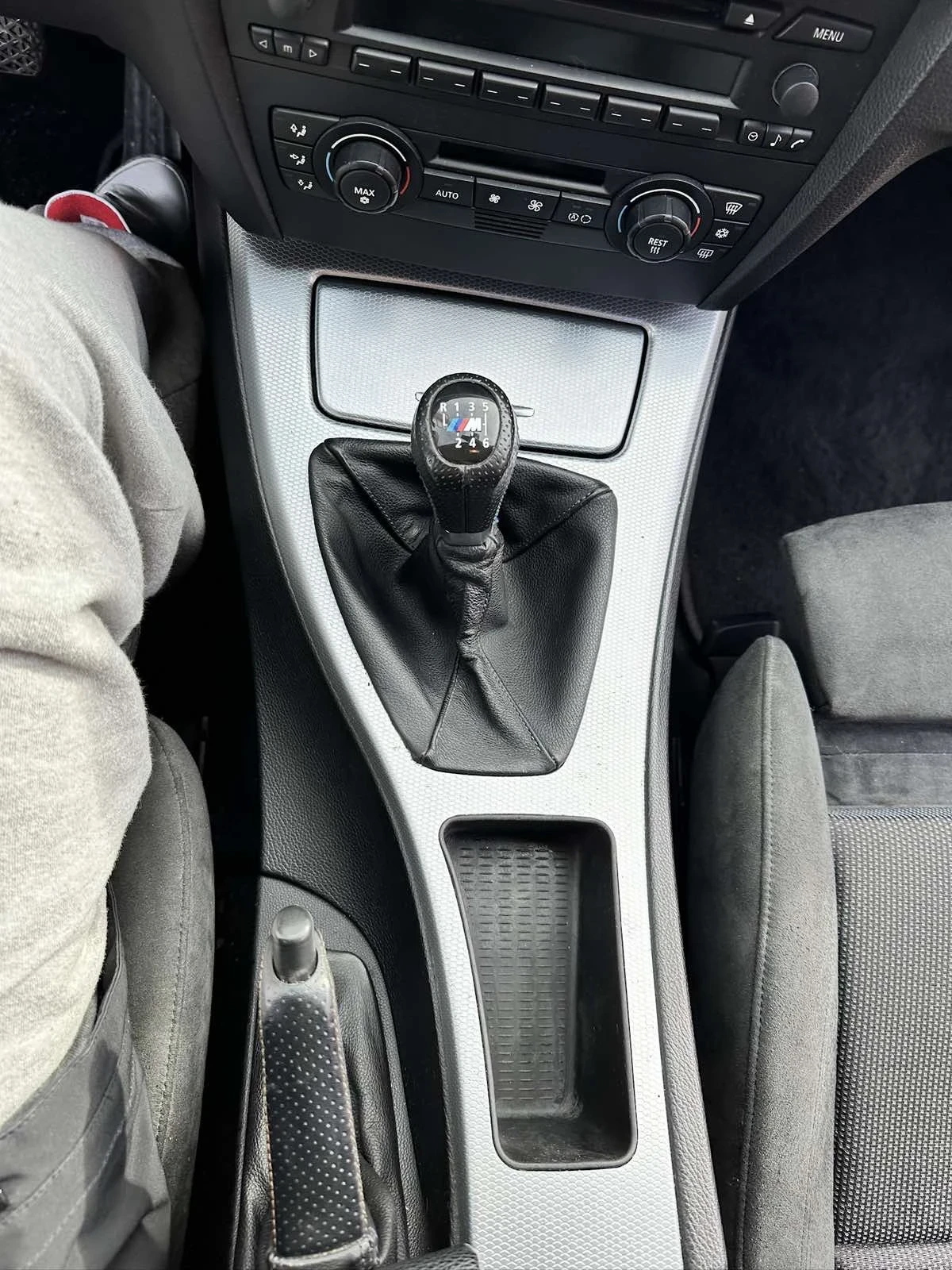 BMW 320, снимка 11 - Автомобили и джипове - 53977797