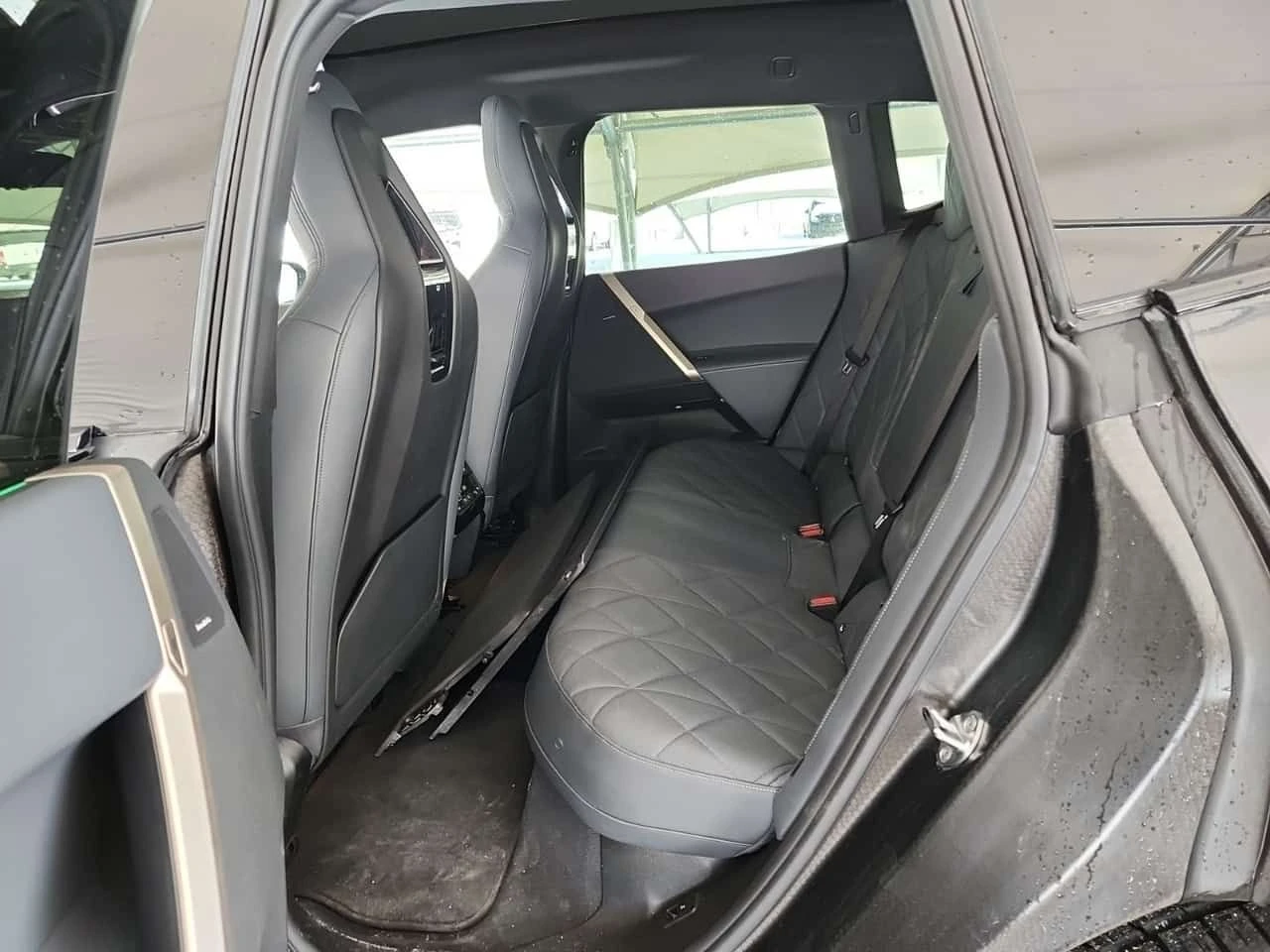 BMW iX  XDRIVE50| HEAD-UP| 360 КАМЕРИ| PANORAMA| CARFAX| , снимка 12 - Автомобили и джипове - 53996676