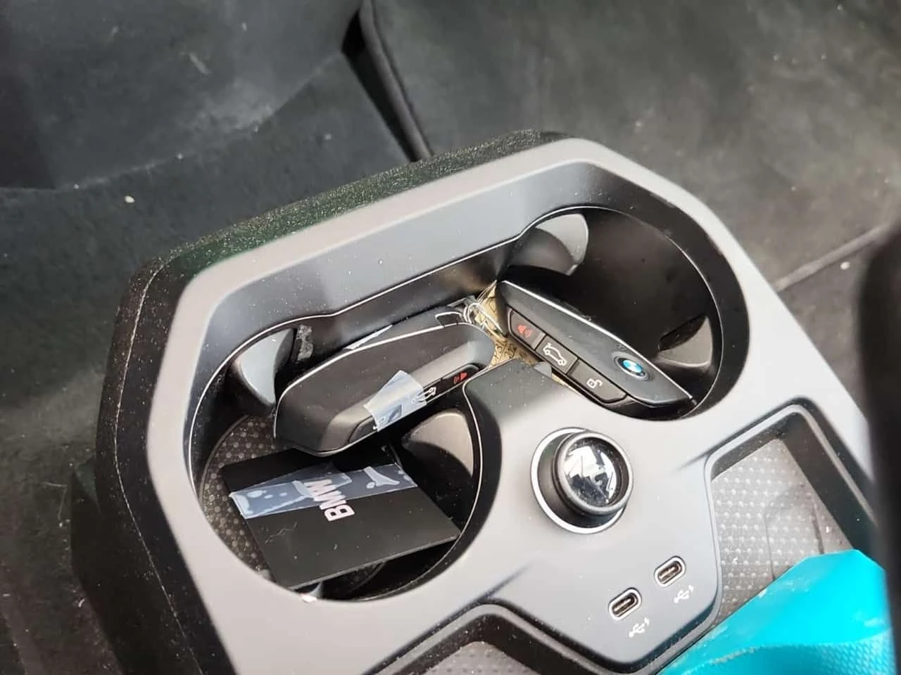 BMW iX  XDRIVE50| HEAD-UP| 360 КАМЕРИ| PANORAMA| CARFAX| , снимка 11 - Автомобили и джипове - 53996676