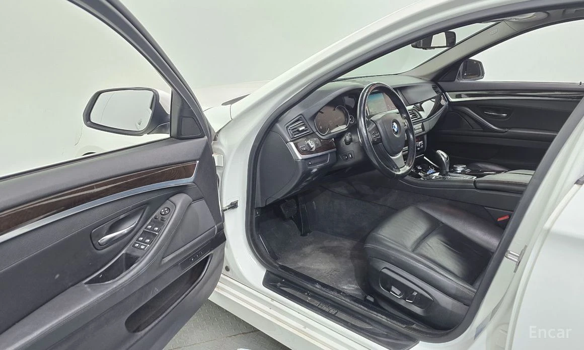 BMW 528, снимка 10 - Автомобили и джипове - 54038926