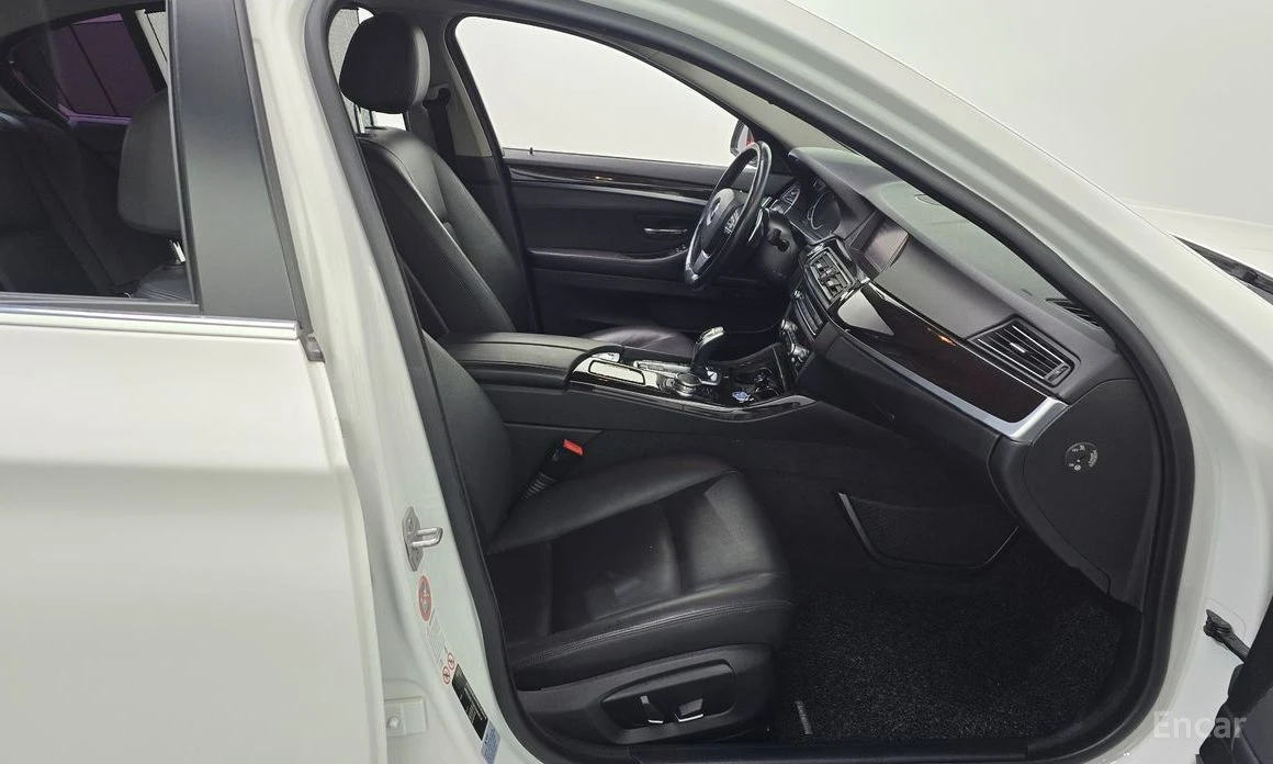 BMW 528, снимка 11 - Автомобили и джипове - 54038926