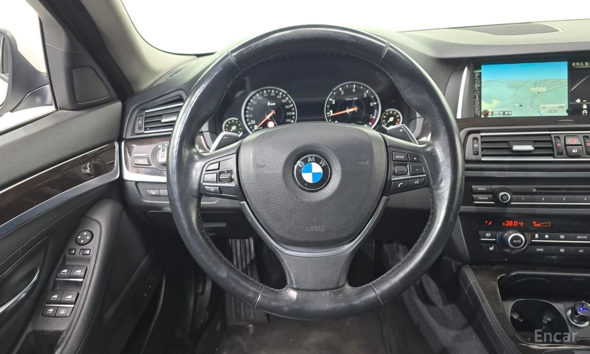 BMW 528, снимка 13 - Автомобили и джипове - 54038926