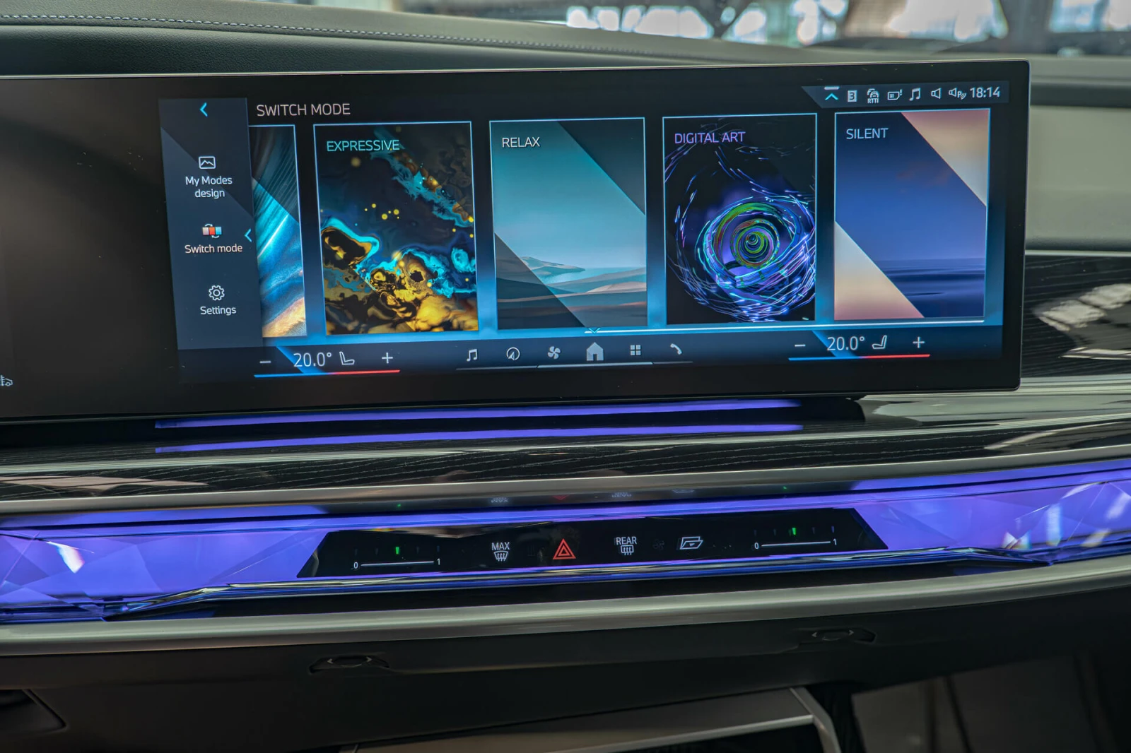 BMW 740 d/xDrive/Bowers&Wilkins/HuD/Панорама/Камера360, снимка 14 - Автомобили и джипове - 54180950