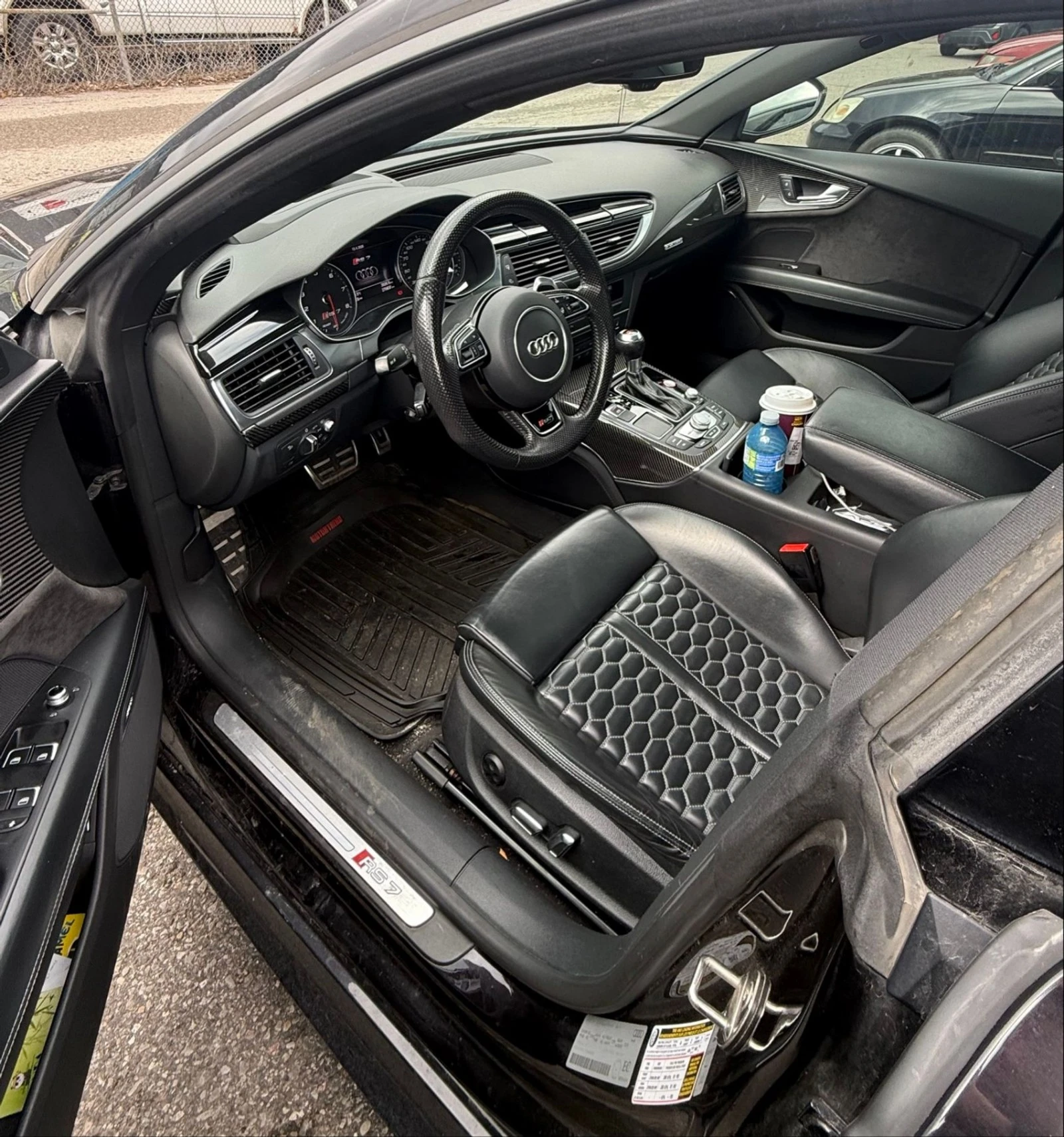 Audi Rs7 Performance* AWD* АвтоКредит* (ЦЕНА ДО БГ), снимка 5 - Автомобили и джипове - 54217644