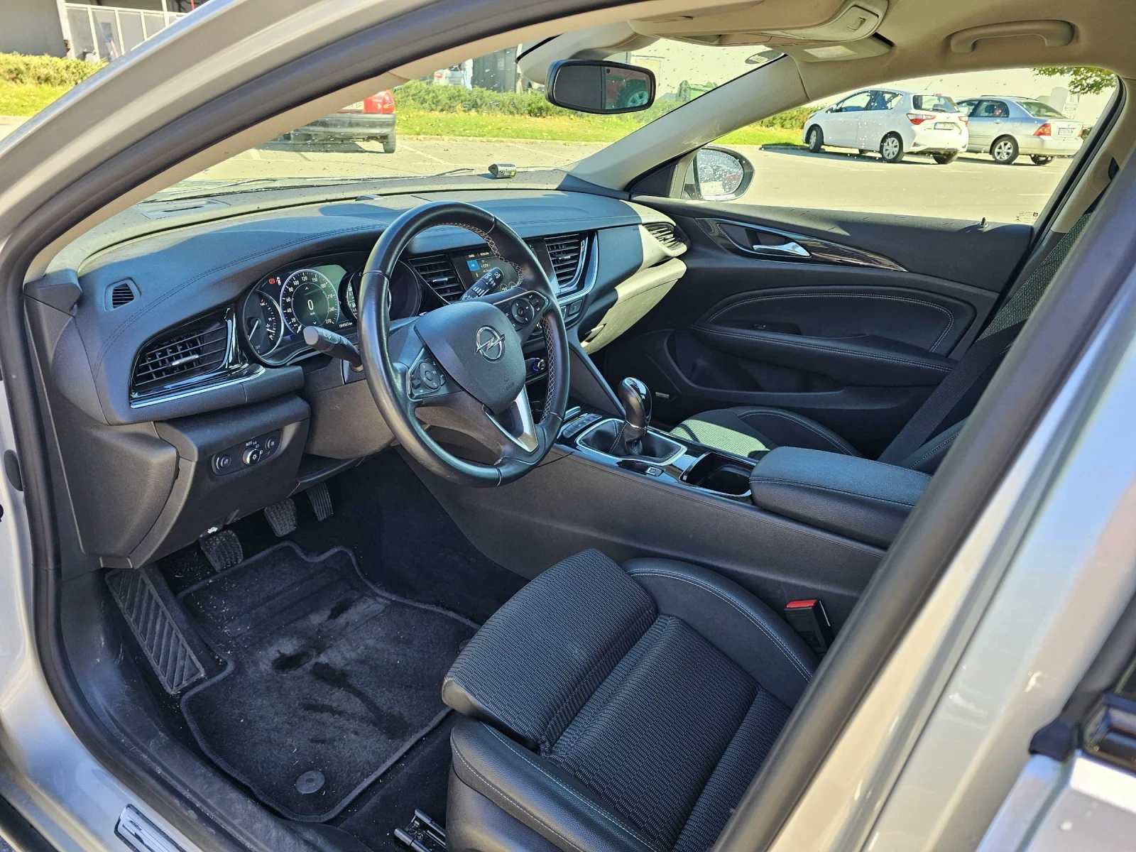 Opel Insignia 2.0D 170, снимка 5 - Автомобили и джипове - 54621991
