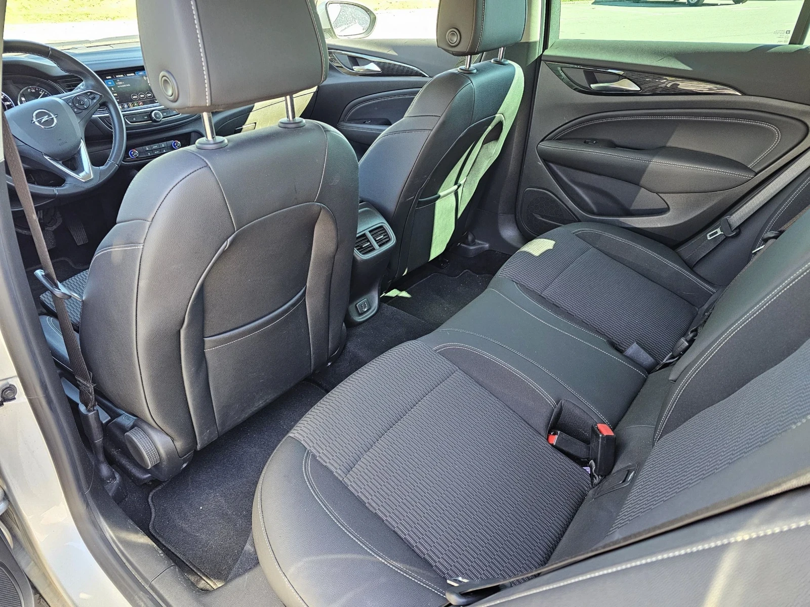 Opel Insignia 2.0D 170, снимка 7 - Автомобили и джипове - 54621991