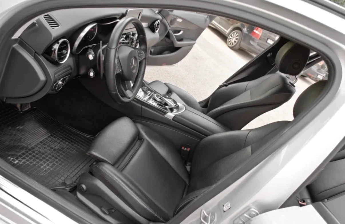 Mercedes-Benz C 220, снимка 11 - Автомобили и джипове - 54901864