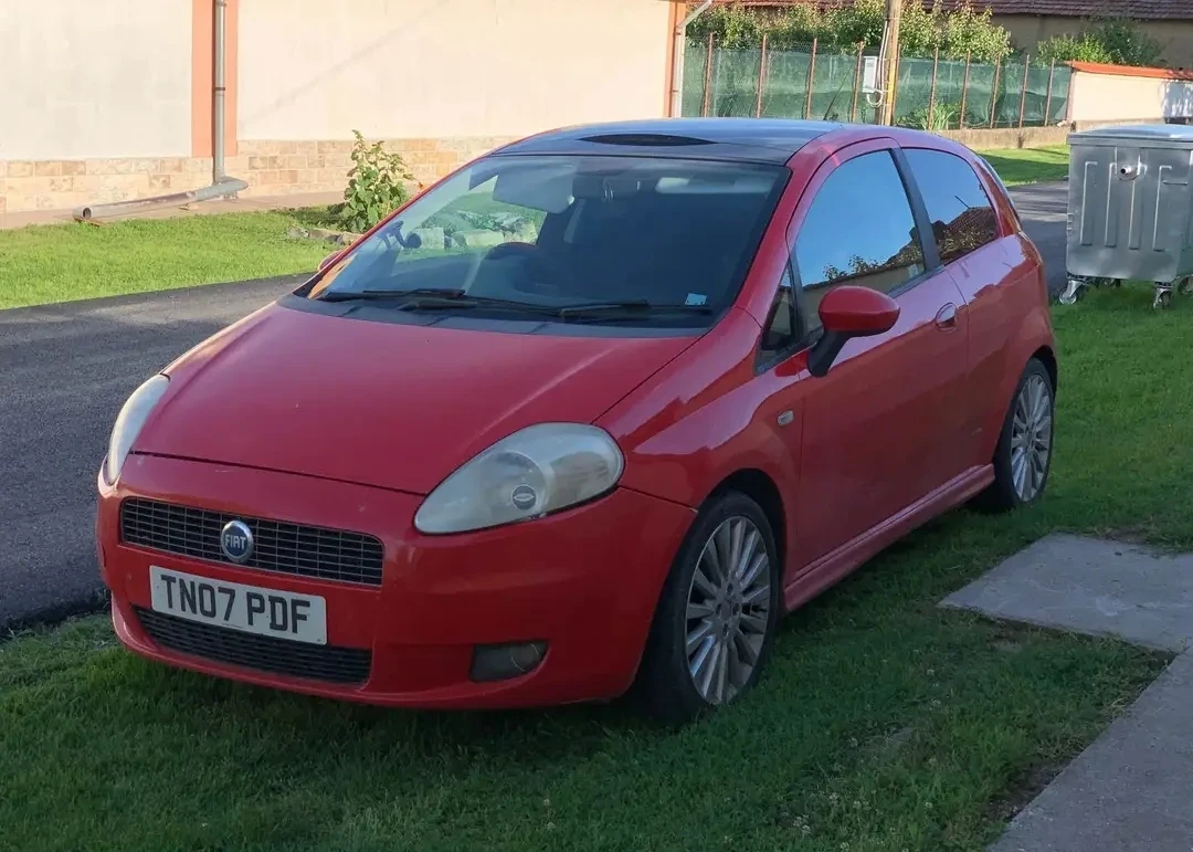 Fiat Punto 1.4 turbo , снимка 3 - Автомобили и джипове - 54937601