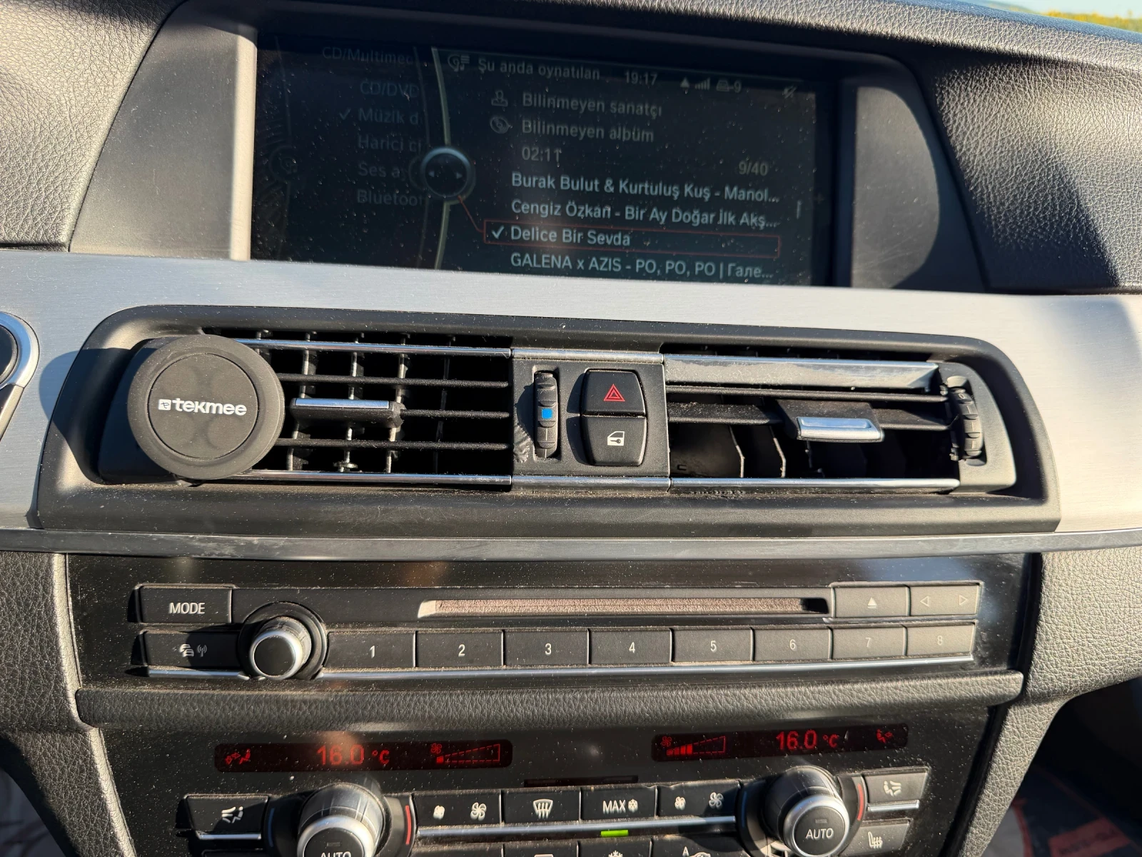 BMW 520, снимка 12 - Автомобили и джипове - 55245325