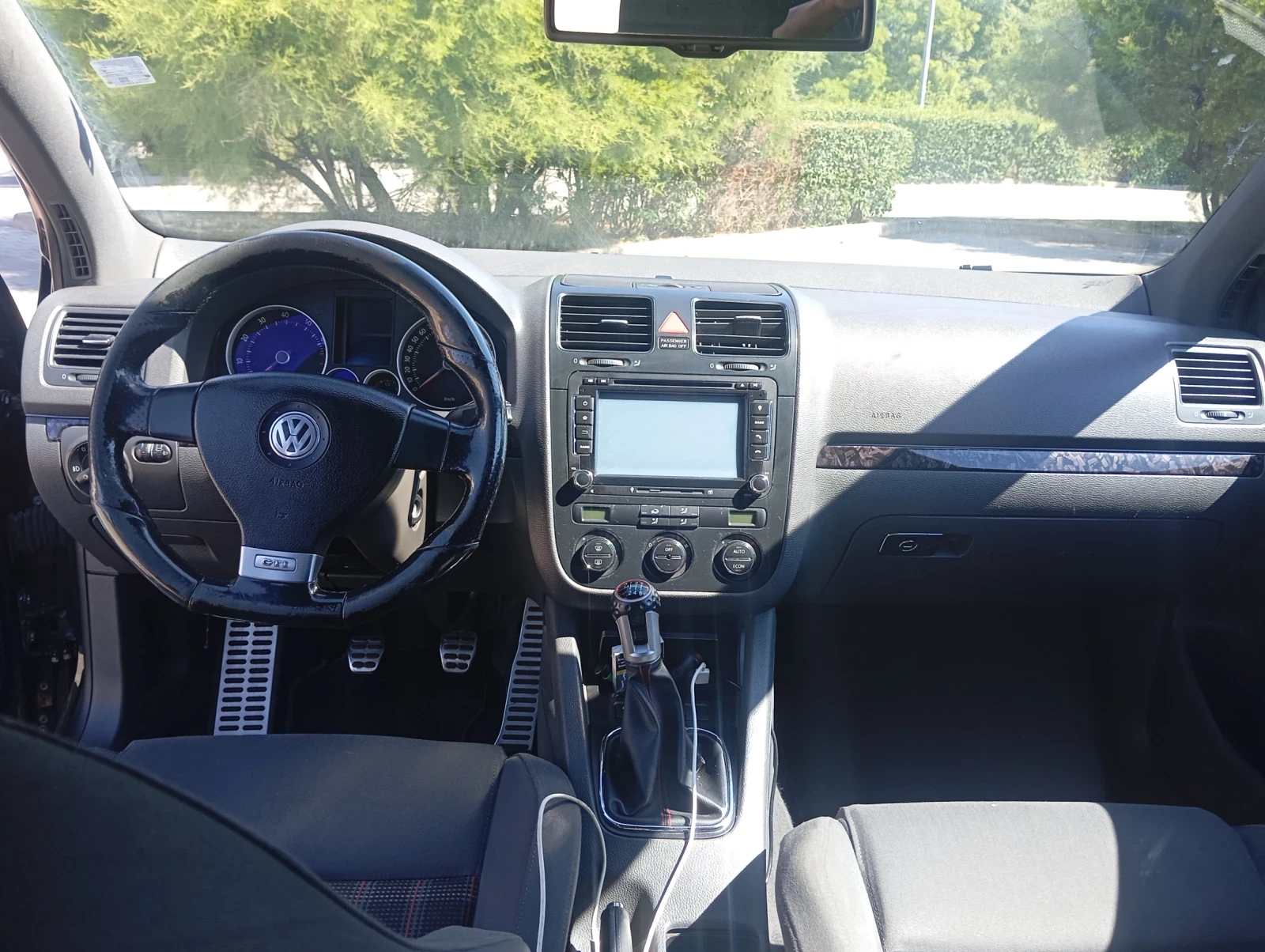 VW Golf, снимка 5 - Автомобили и джипове - 55343001