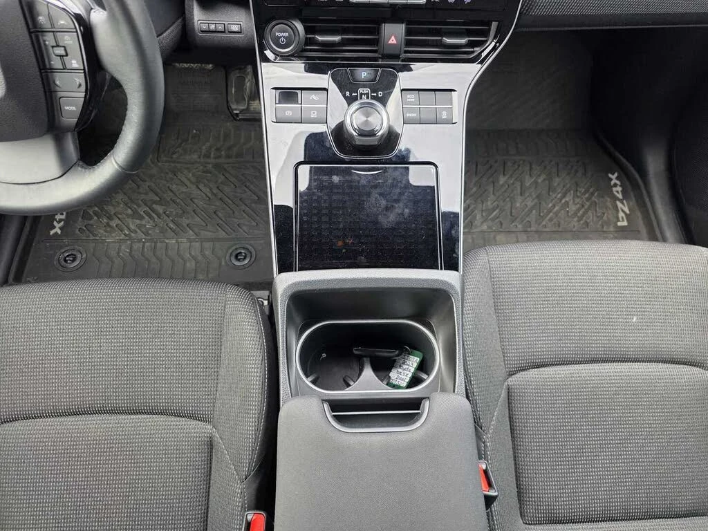 Toyota bZ4X LE FWD* BT* КАМЕРИ* НАВИ* ПОДГРЕВ и ДР, снимка 15 - Автомобили и джипове - 55437997