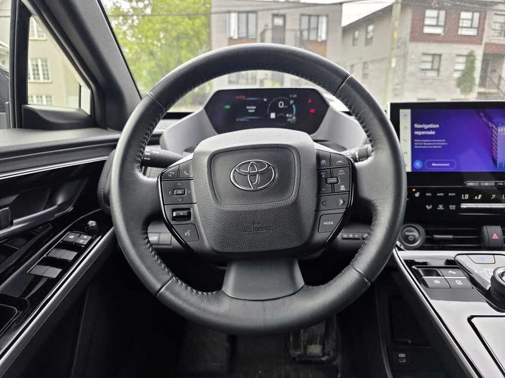 Toyota bZ4X LE FWD* BT* КАМЕРИ* НАВИ* ПОДГРЕВ и ДР, снимка 7 - Автомобили и джипове - 55437997