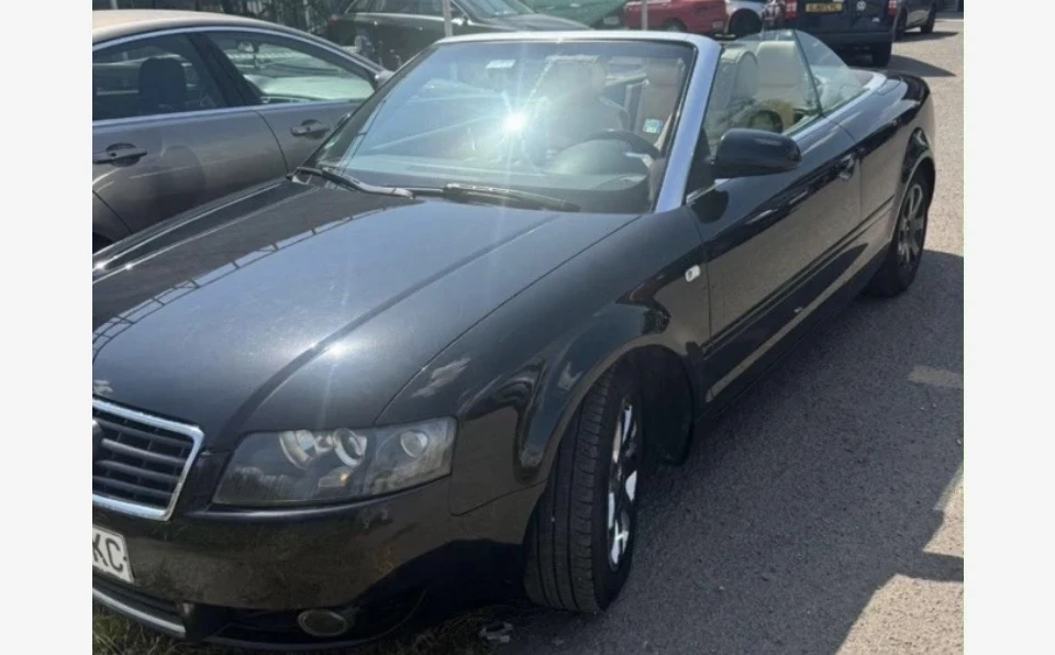 Audi A4 1.8 cabrio, снимка 3 - Автомобили и джипове - 55686756
