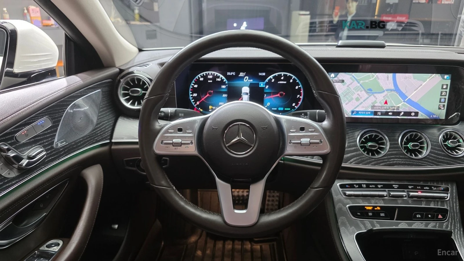 Mercedes-Benz CLS 450 4MATIC/AMG-LINE/DRIVE-ASSISTS/SUNROOF, снимка 7 - Автомобили и джипове - 55751407