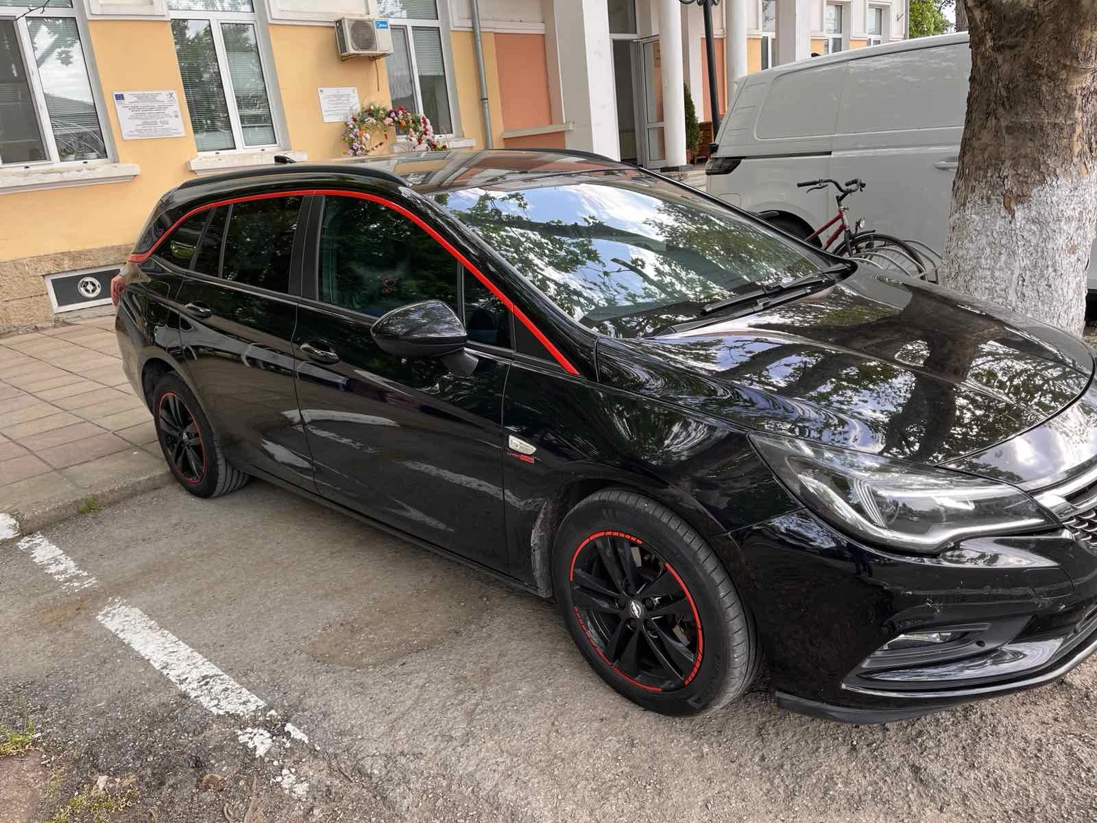 Opel Astra sports tuarer