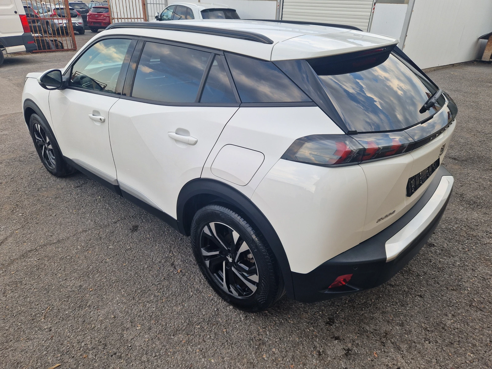 Peugeot 2008 ALLURE  i-Cockpit PureTech, снимка 7 - Автомобили и джипове - 56023318