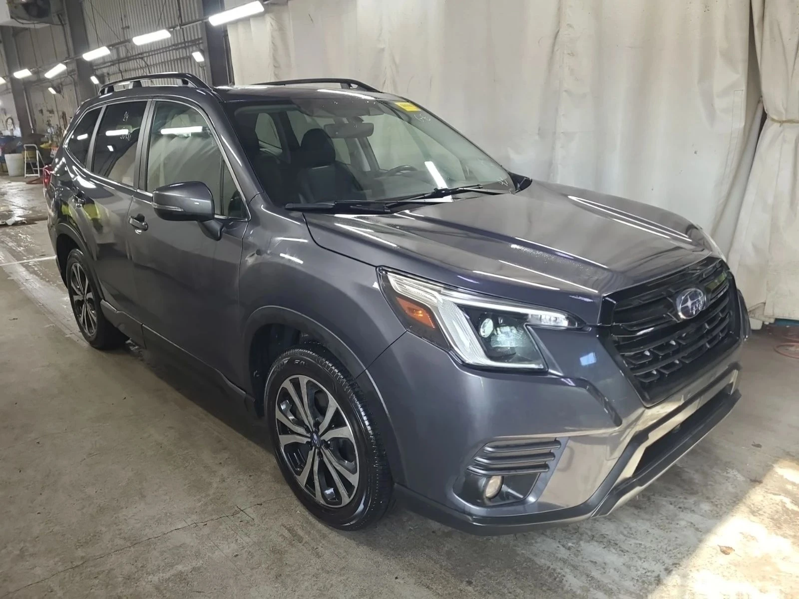 Subaru Forester, снимка 2 - Автомобили и джипове - 56688554