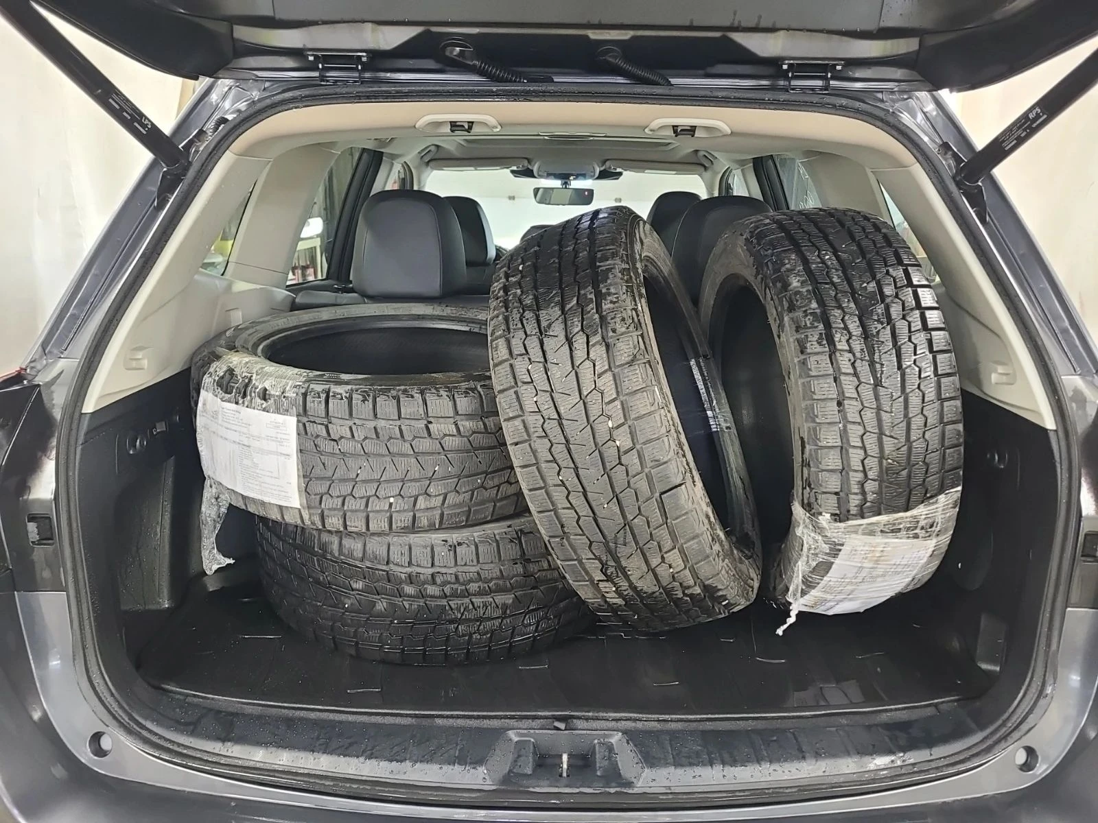 Subaru Forester, снимка 6 - Автомобили и джипове - 56688554