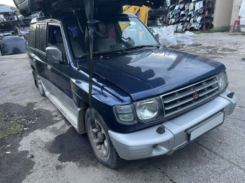 Mitsubishi Pajero 3.5 V6, снимка 2 - Автомобили и джипове - 43182150