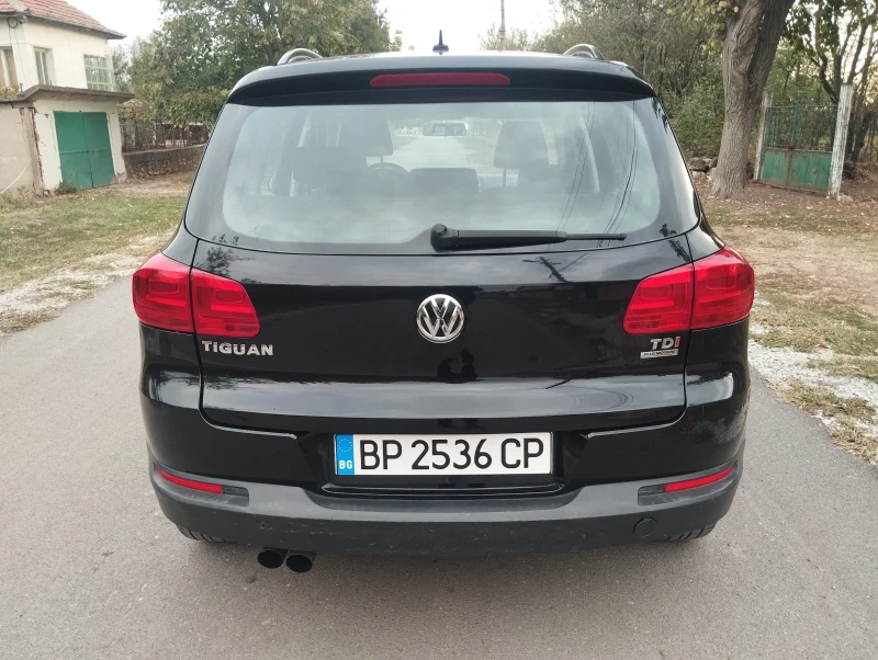 VW Tiguan 2.0 TDI Bluemotion, снимка 5 - Автомобили и джипове - 47464990