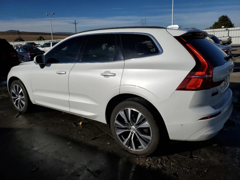 Volvo XC60 B5 MOMENTUM 53ХИЛ. КМ., снимка 2 - Автомобили и джипове - 49049330