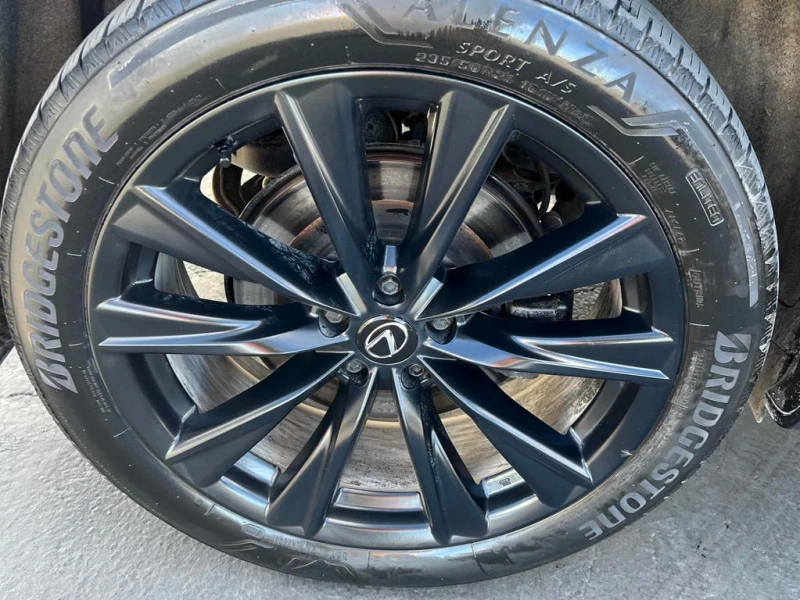 Lexus RX 500h CARFAX, снимка 13 - Автомобили и джипове - 52548659