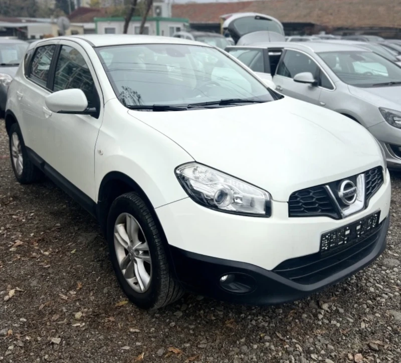 Nissan Qashqai 1.5, снимка 3 - Автомобили и джипове - 52695109