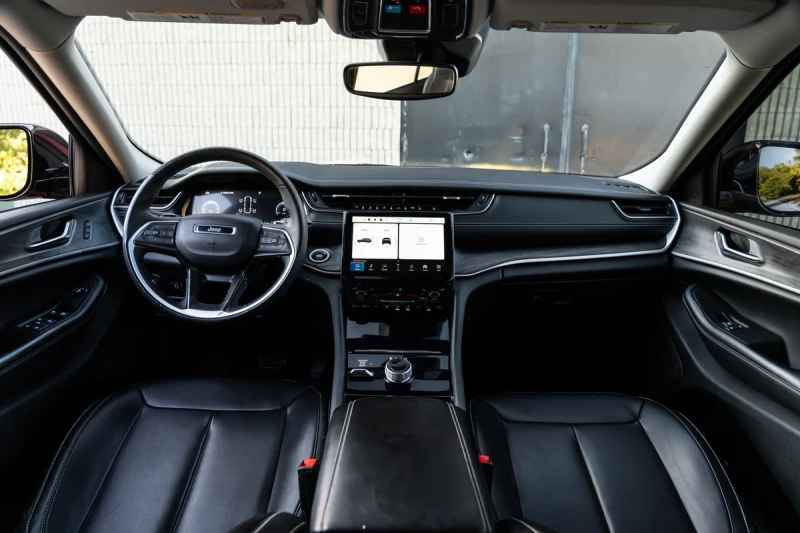 Jeep Grand cherokee L Limited Pentastar/ Full Loaded/ Koжа/ Keyless, снимка 16 - Автомобили и джипове - 53116176