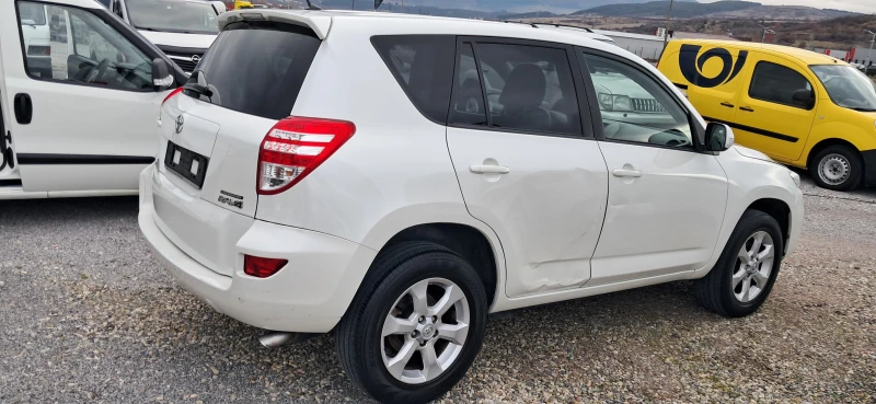 Toyota Rav4 2.0D4D, снимка 5 - Автомобили и джипове - 53565608