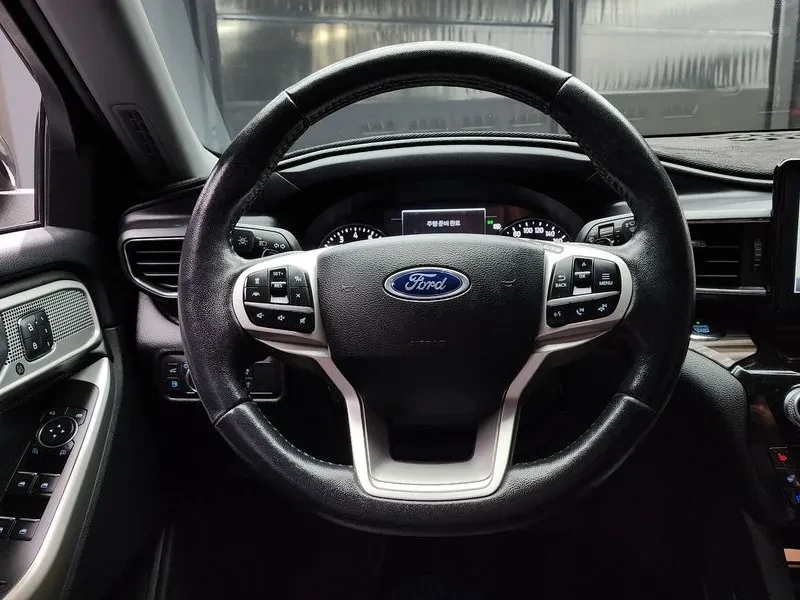 Ford Explorer 3.0 - САМО 30% АВАНС, снимка 13 - Автомобили и джипове - 56292869
