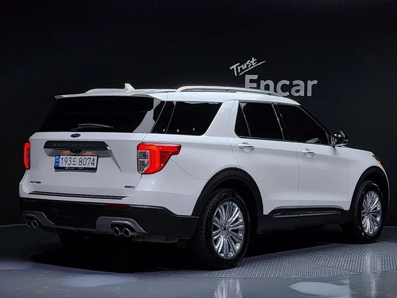 Ford Explorer 3.0 - САМО 30% АВАНС, снимка 2 - Автомобили и джипове - 56292869