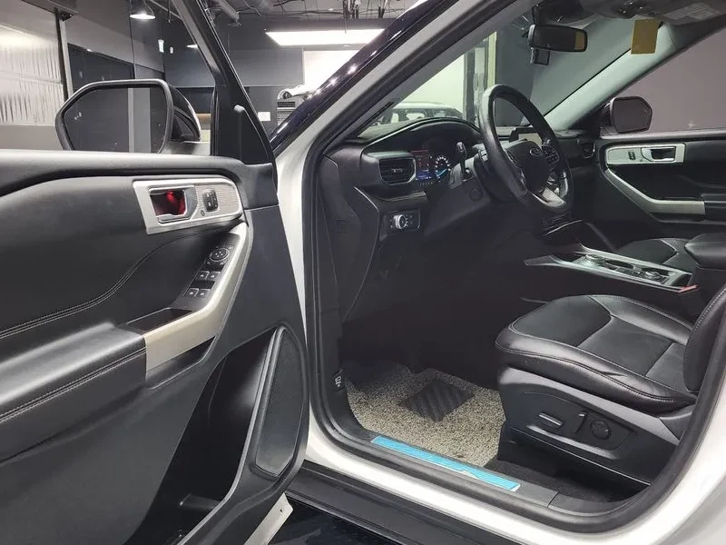 Ford Explorer 3.0 - САМО 30% АВАНС, снимка 10 - Автомобили и джипове - 56292869