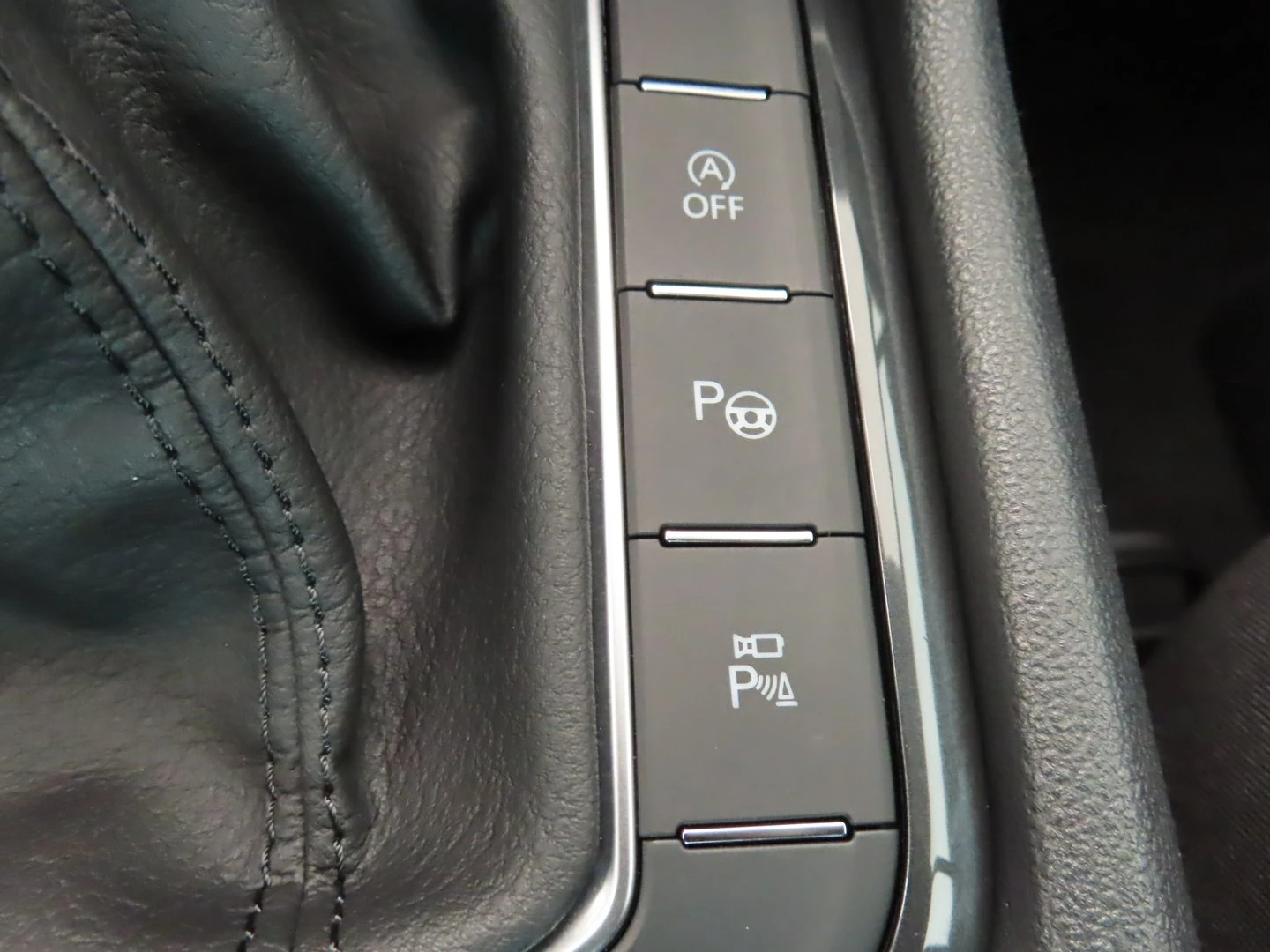 VW Tiguan Elegance 2.0 TDI SCR 4MOTION DSG | Mobile.bg   16