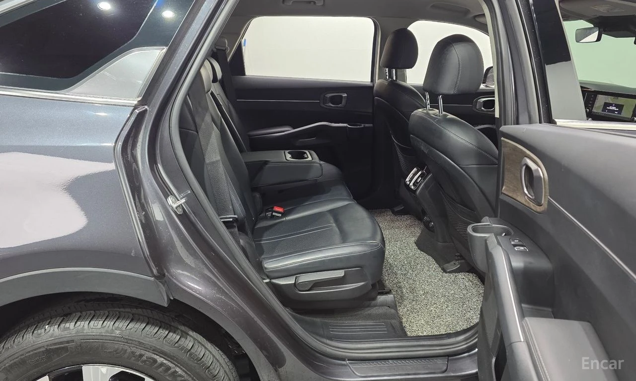 Kia Sorento 2.2D Prestige 4x4* ПОДГРЕВ* ОБДУХВАНЕ* КАМЕРА* , снимка 15 - Автомобили и джипове - 54854013