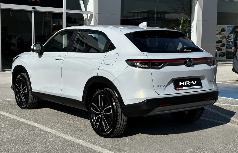Honda Hr-v 1. 5 i-MMD Hybrid Elegance | Mobile.bg � ����������� 8