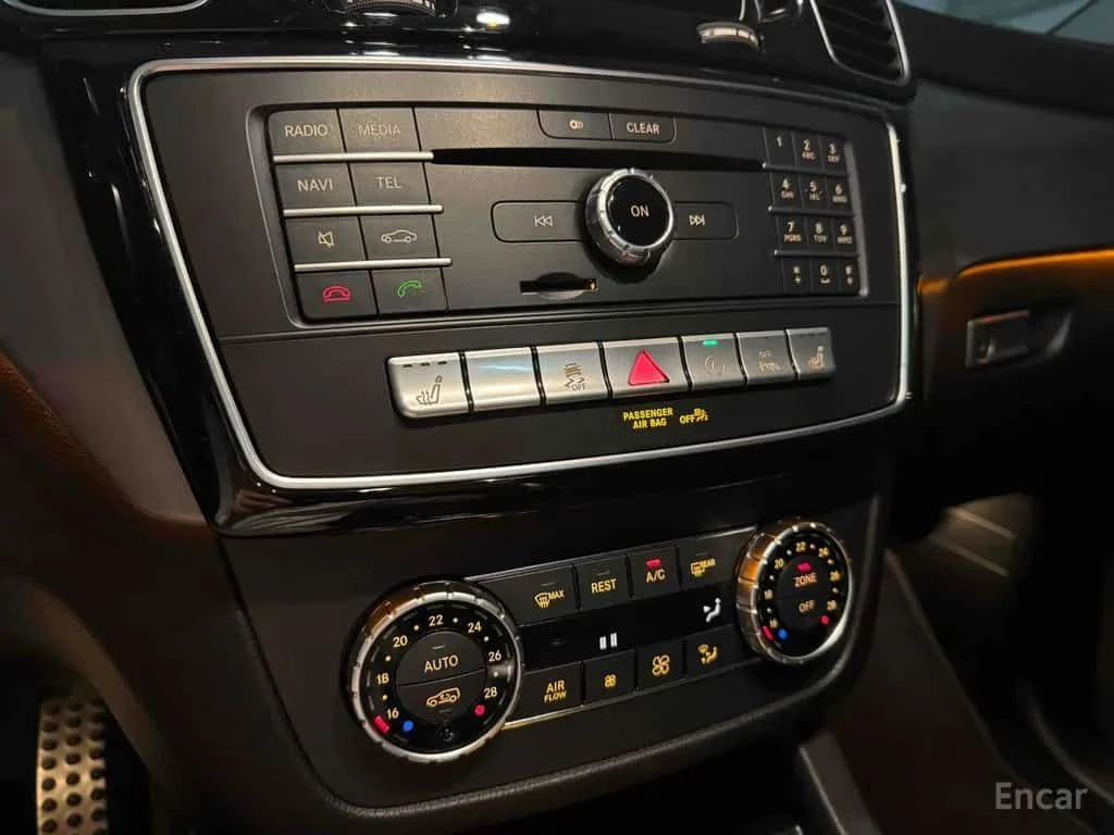 Mercedes-Benz GLE 350 GLE350 d 4MATIC Coupe, снимка 17 - Автомобили и джипове - 55708380
