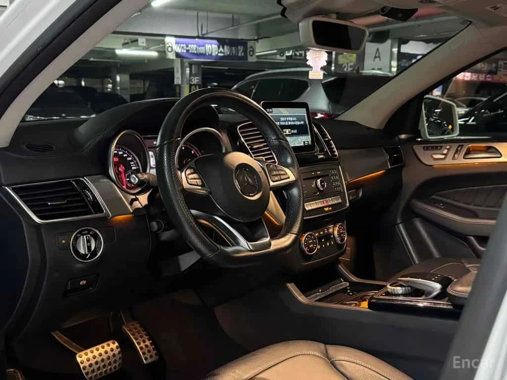 Mercedes-Benz GLE 350 GLE350 d 4MATIC Coupe, снимка 10 - Автомобили и джипове - 55708380