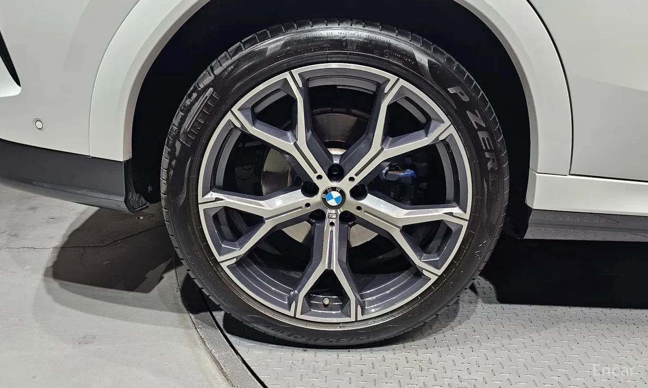 BMW X6 * xDrive40i M Sport* АВТОКРЕДИТ* , снимка 5 - Автомобили и джипове - 55978233