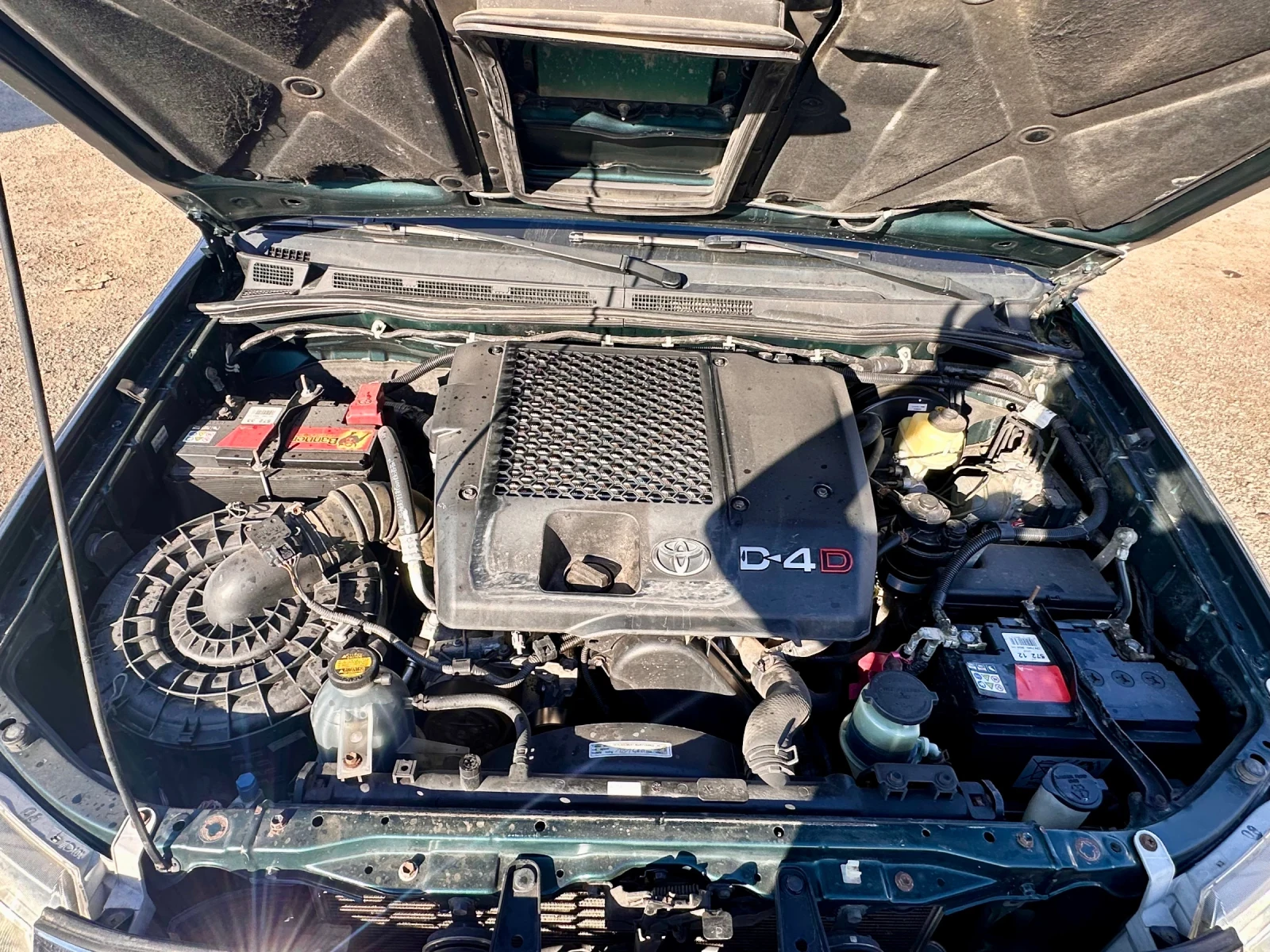 Toyota Hilux 3.0 D4D, снимка 10 - Автомобили и джипове - 56205466