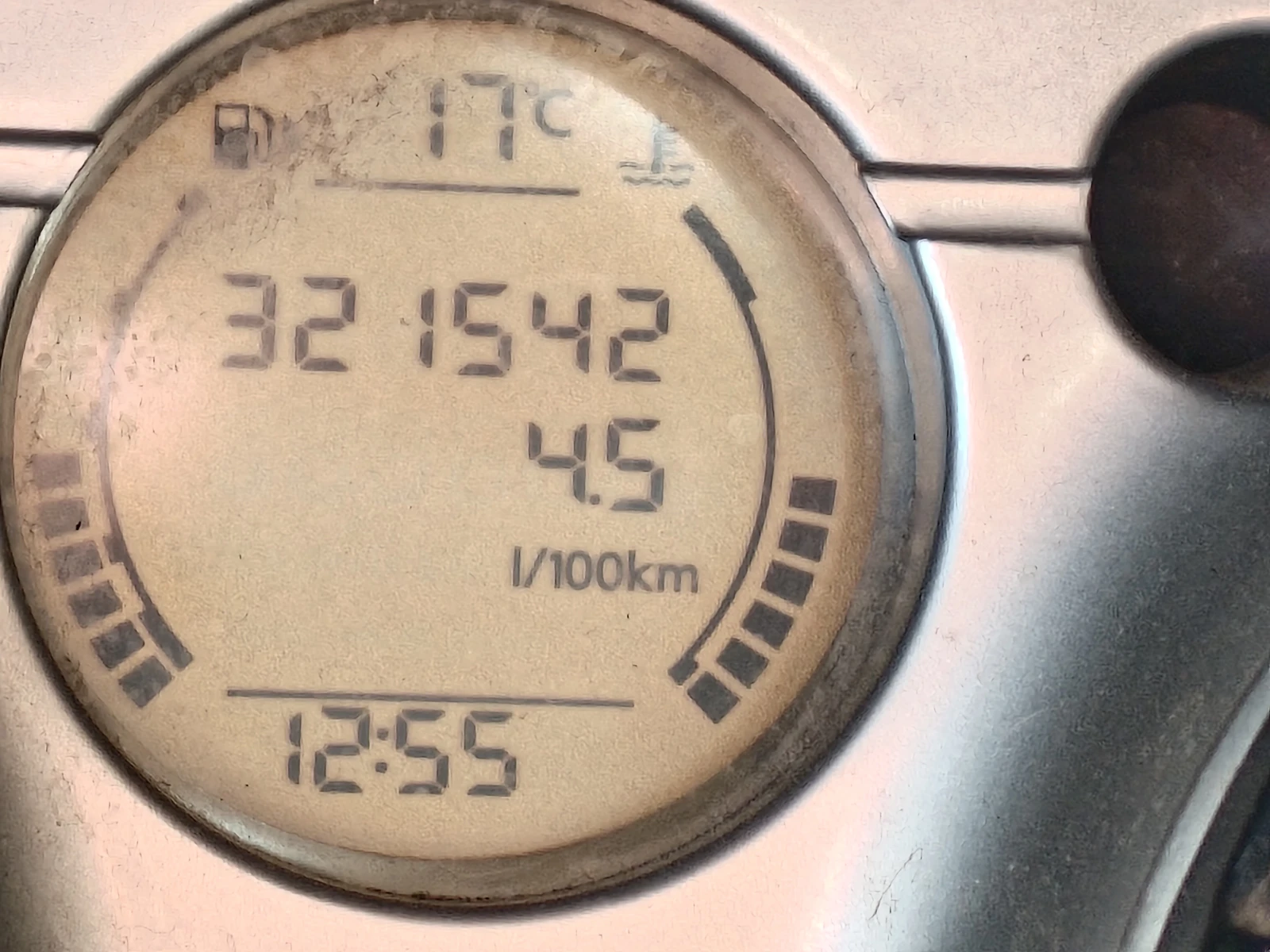 Nissan Qashqai, снимка 6 - Автомобили и джипове - 56627314
