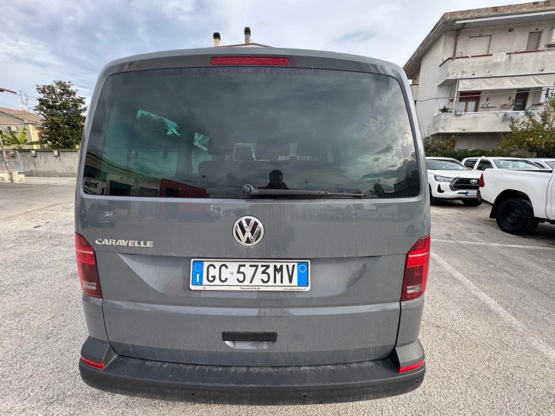 VW Caravelle 2.0 150 К.с * 77 000 км, снимка 3 - Бусове и автобуси - 52452555