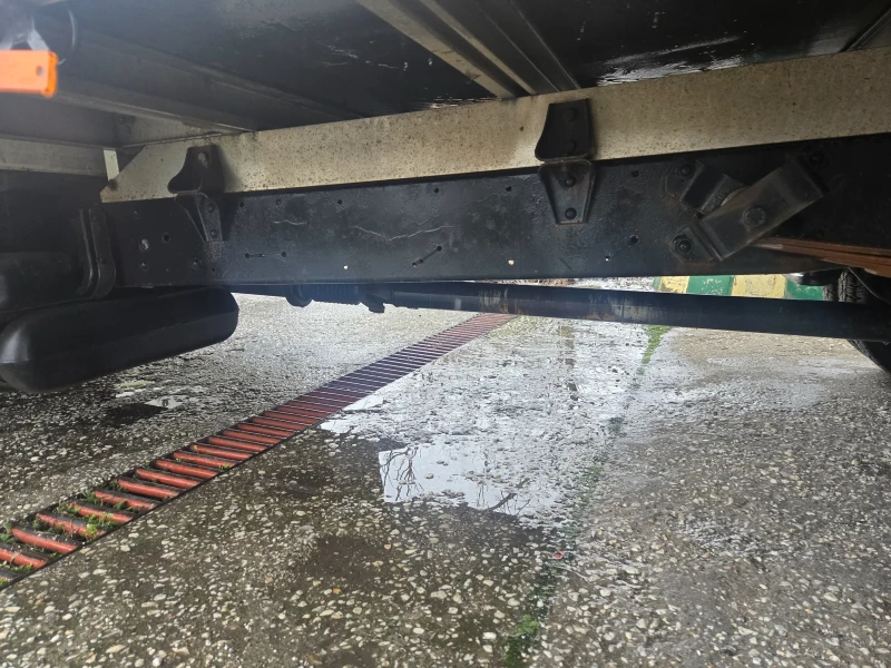 Iveco 35c15 3ка мотор 140коня 4м кароцерия 3, 5т, снимка 7 - Бусове и автобуси - 53473259