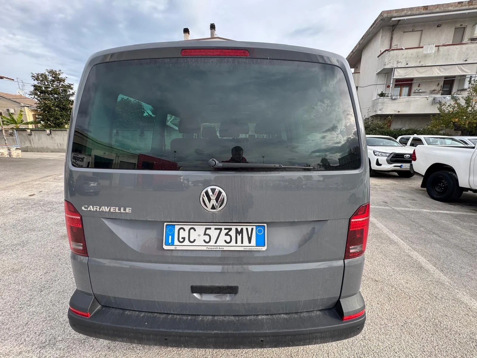 VW Caravelle 2.0 150 К.с * 77 000 км - изображение 3